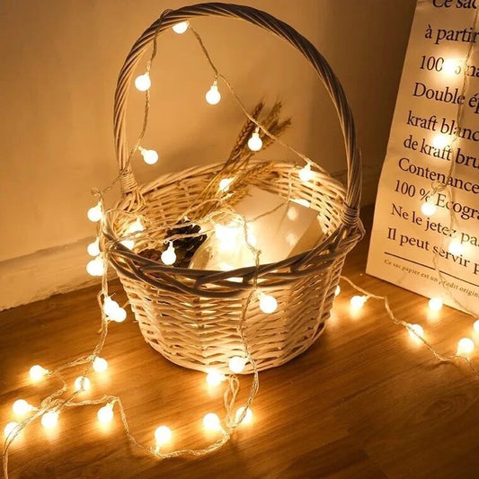 Globe String Lights - Warm Retro Ambiance