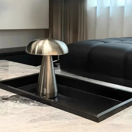 Luma Modern Accent Light